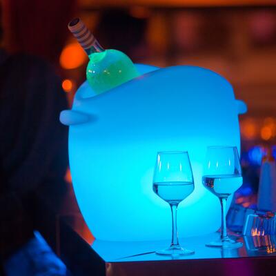 Product image for 'Bottle cooler So Fresh with battery and colour changing lights'
