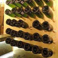 Product image for 'Acrylic wall mounted wine rack VARESE'