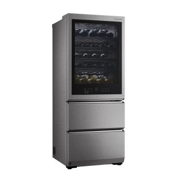 LG SIGNATURE wine cooler with InstaView